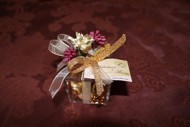 Green wedding favors